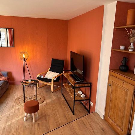 Un Cocon Au Coeur De La Champagne Avec Parking Lägenhet Épernay Exteriör bild